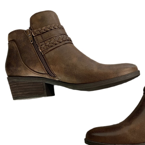 Naturalizer Gordon Ankle Boots - Picture 3 of 9